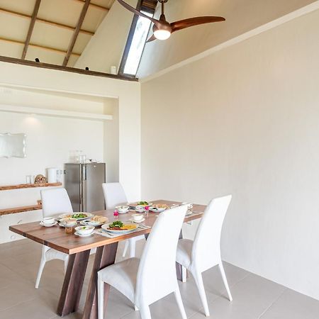 L'Osteria Luxe Beachfront B&B 제너럴 루나 외부 사진
