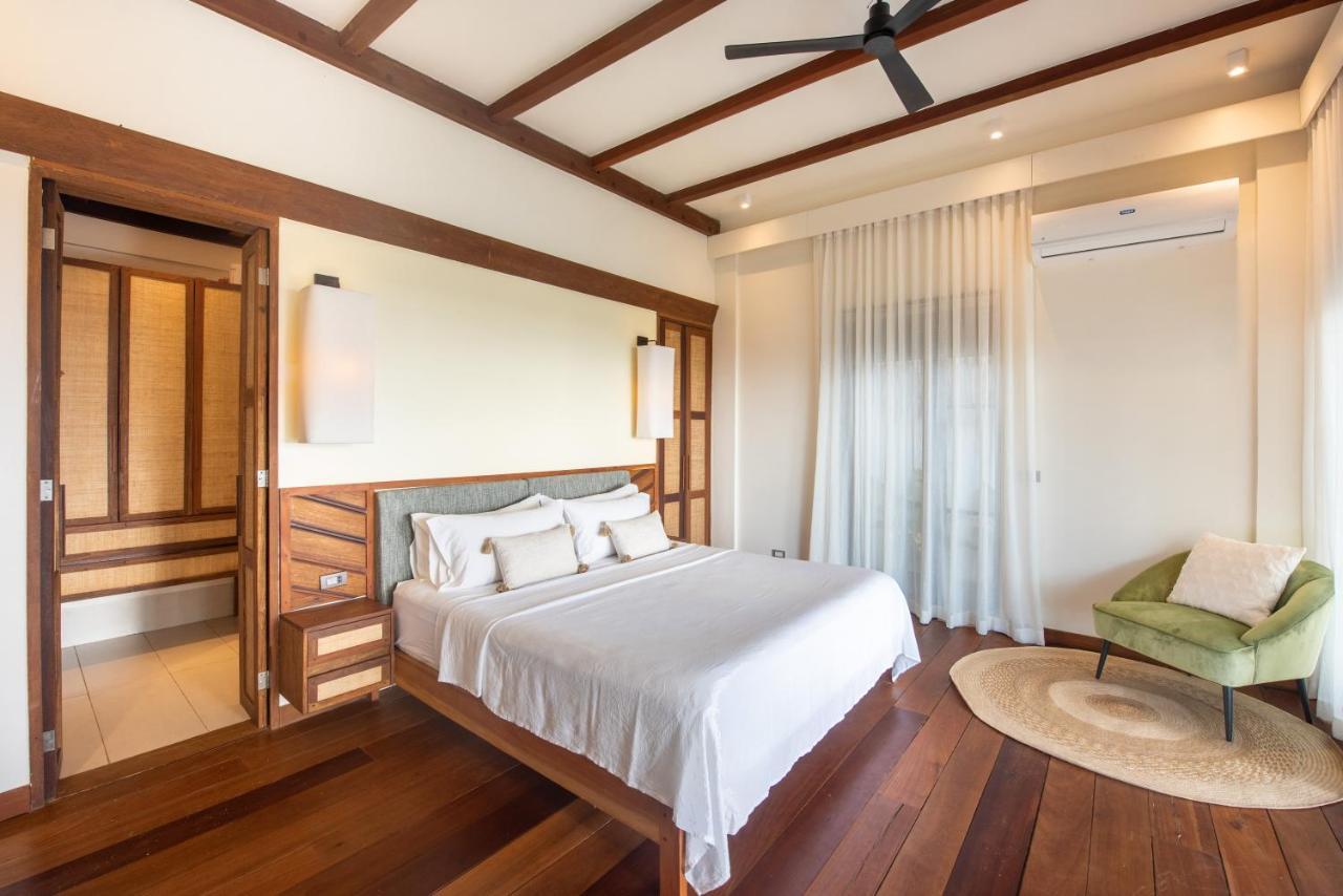 L'Osteria Luxe Beachfront B&B 제너럴 루나 외부 사진