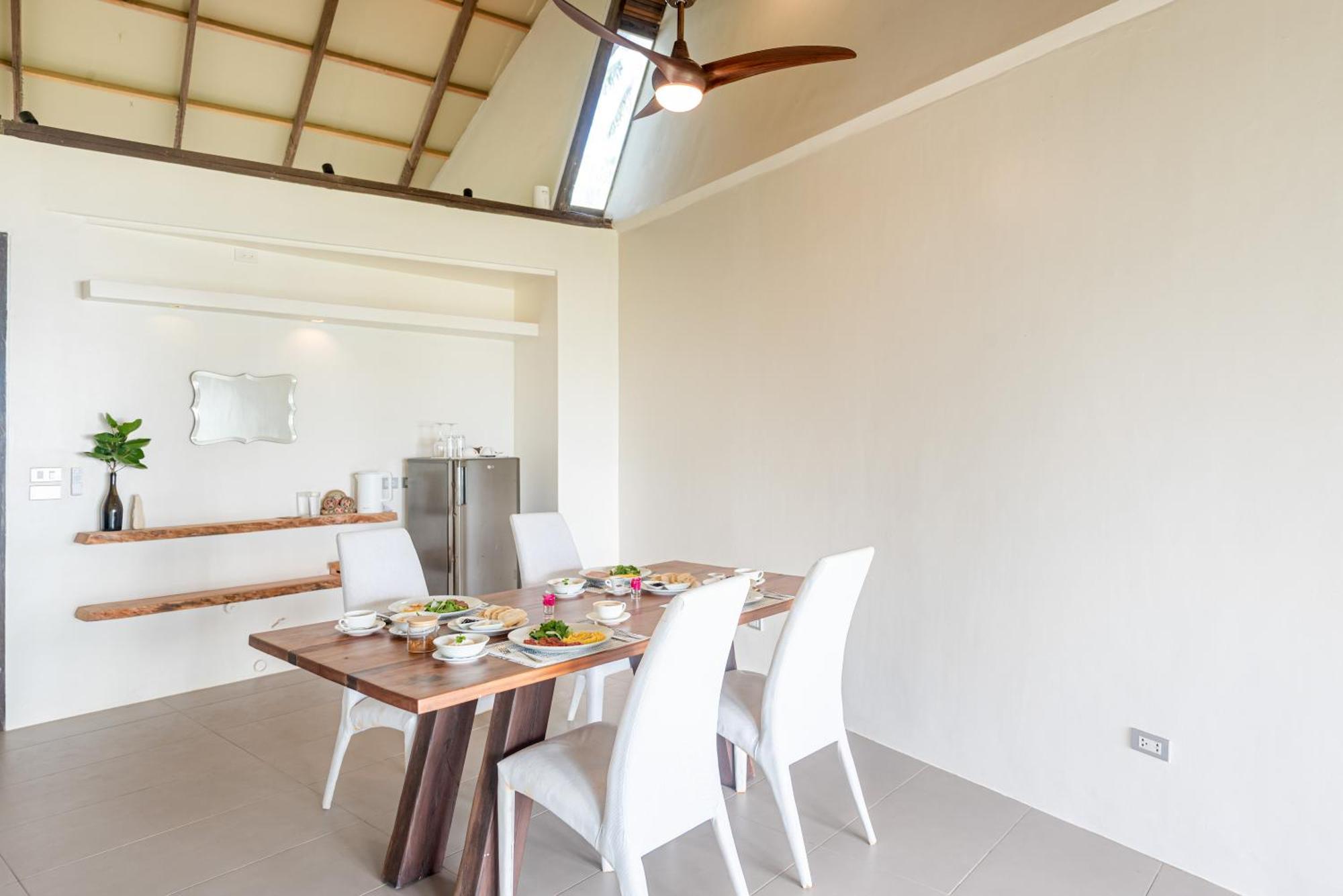L'Osteria Luxe Beachfront B&B 제너럴 루나 외부 사진