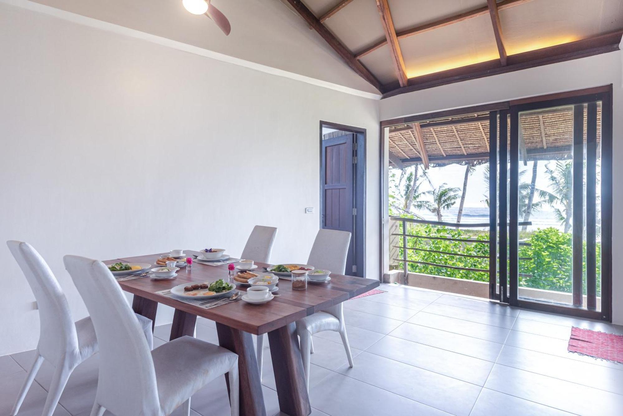 L'Osteria Luxe Beachfront B&B 제너럴 루나 외부 사진