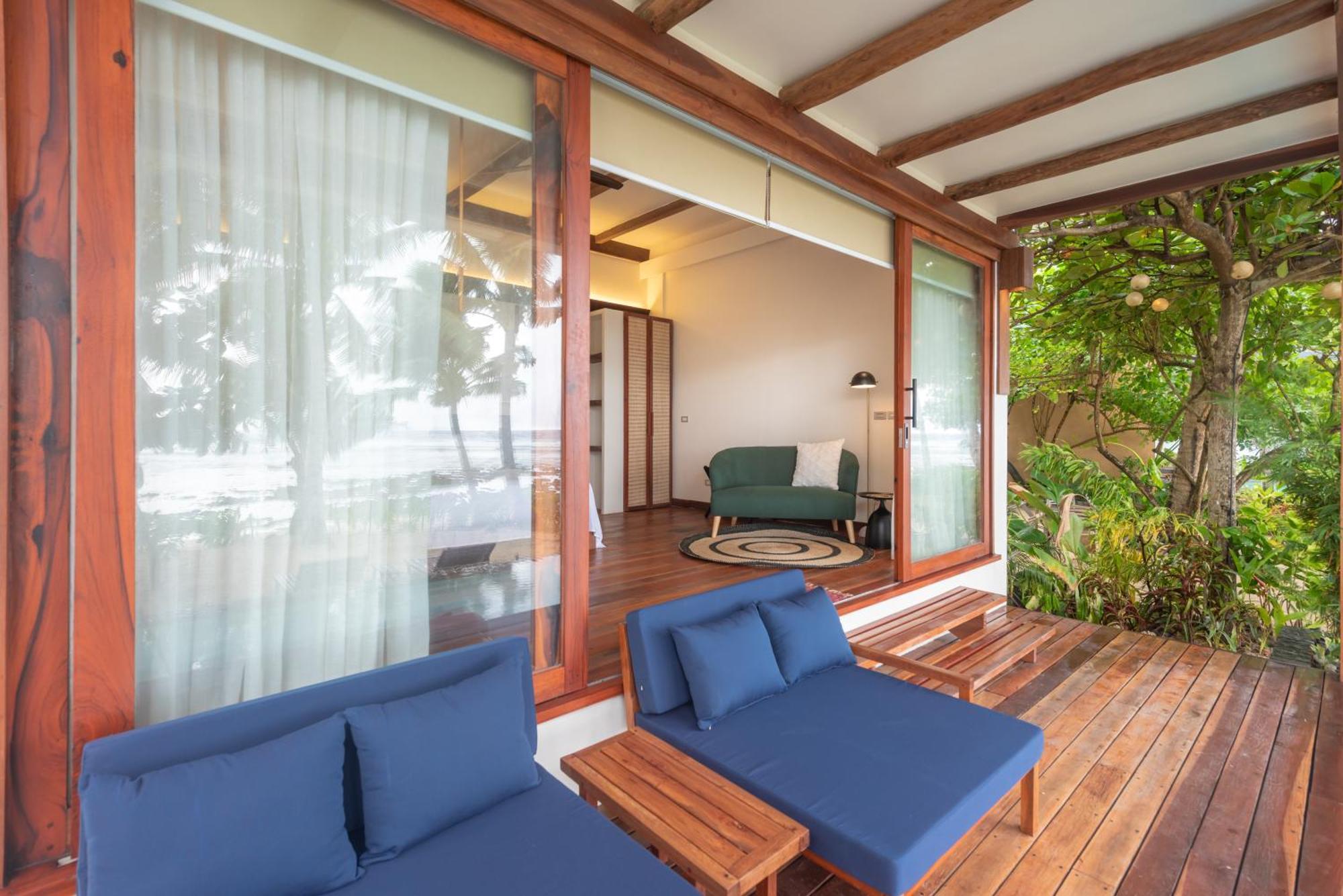 L'Osteria Luxe Beachfront B&B 제너럴 루나 외부 사진