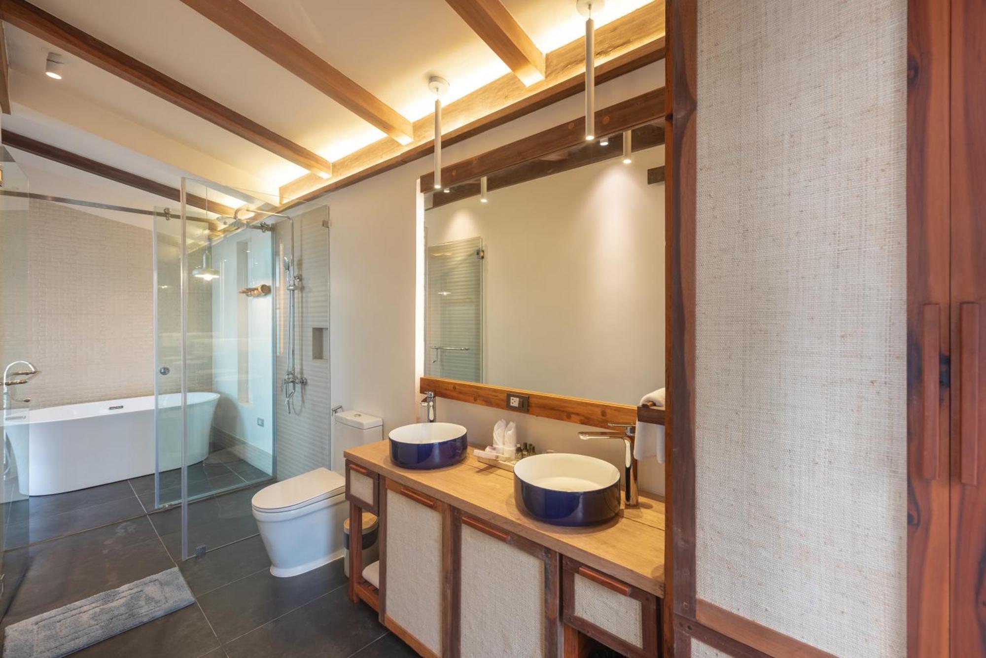 L'Osteria Luxe Beachfront B&B 제너럴 루나 외부 사진